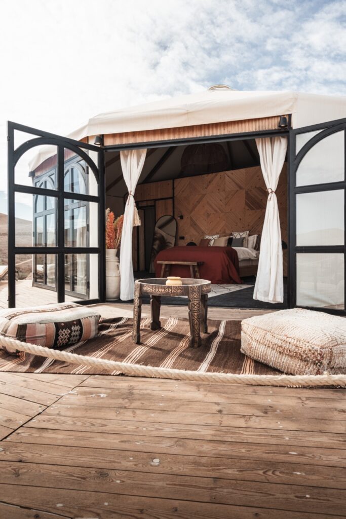 Glamping Bruiloft in Marocco: Yurt veranda
